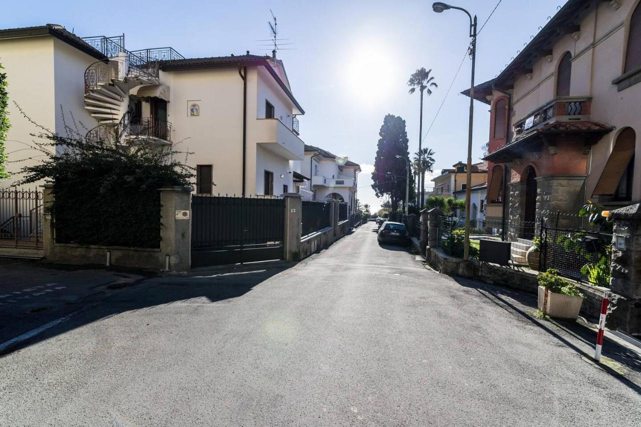 Grazioso Appartamentino A Due Passi Dalla Pista Ciclabile Con Giardino E Garage 산레모 외부 사진